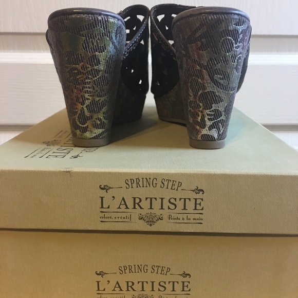 L’artiste by Spring Step Floral Slides - Picture 2 of 3